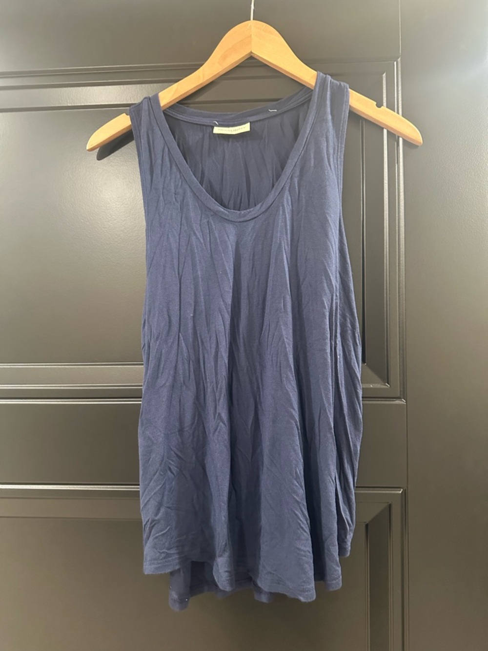 Women's Navy Scoop Neck Tank Top - Lightweight Everyday Layer